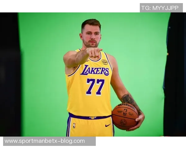 东契奇赞詹姆斯成就独一无二41岁背靠背轰准三双再创辉煌